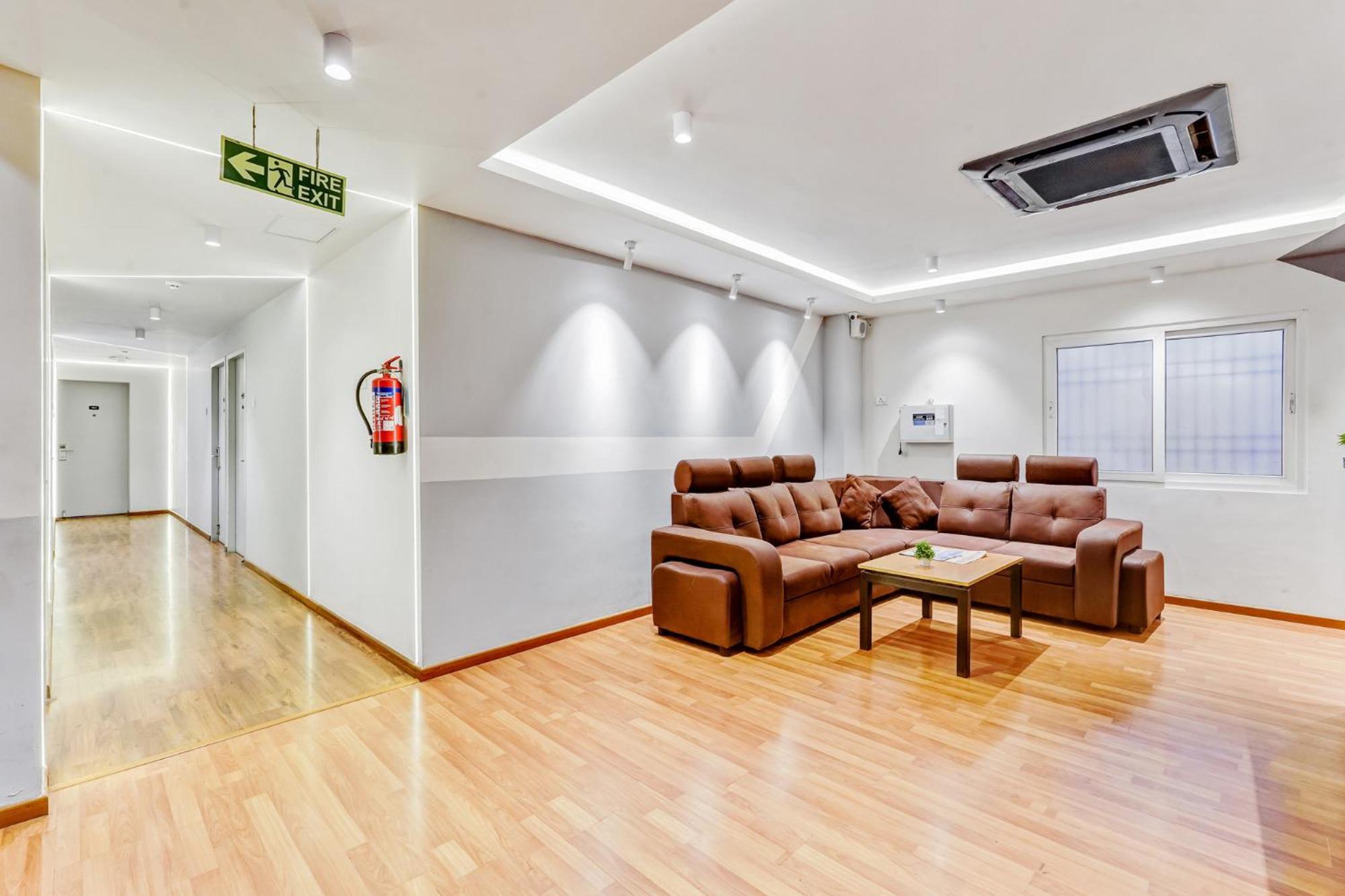 Upar Hotels Nungambakkam Nearby Us Consulate Apollo Hospital Sankara Nethralaya Chennai Exterior photo